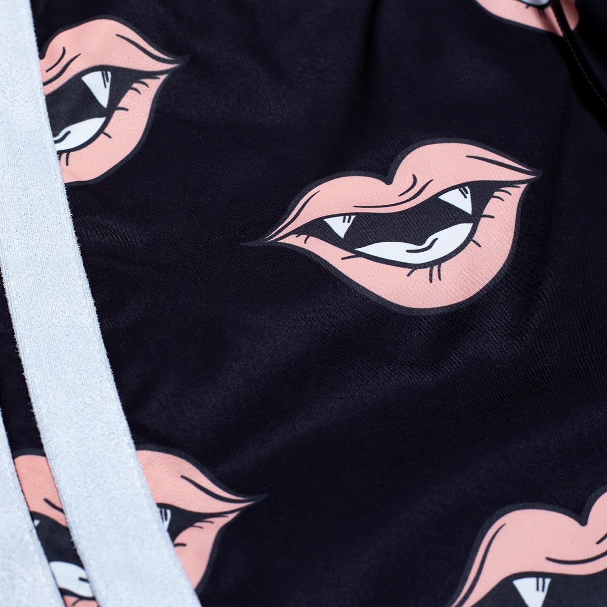 Vamp Love Graphic Board Short for Men - Streetwear