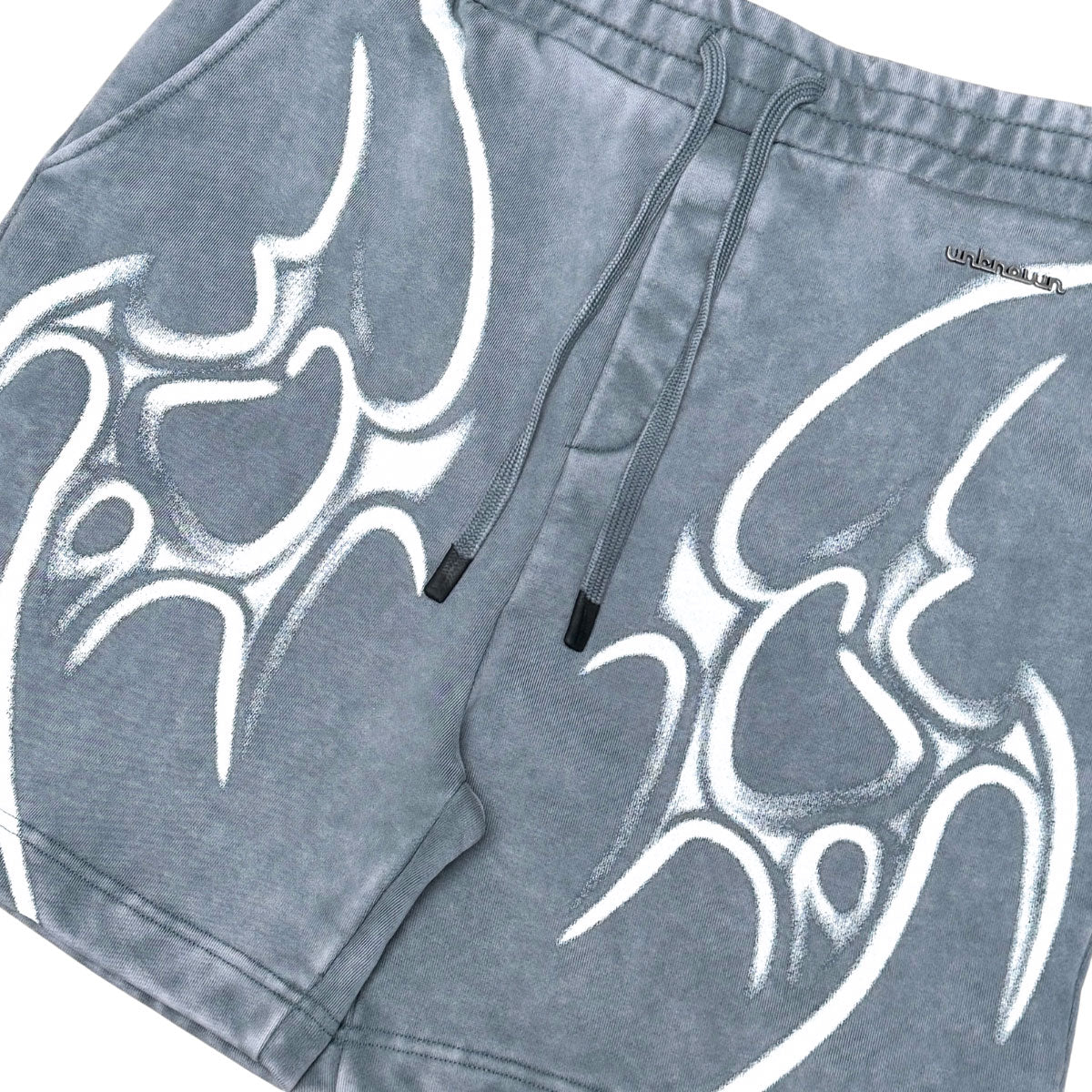 Tribal washed shorts by Unknown - 6 | Vie+Riche