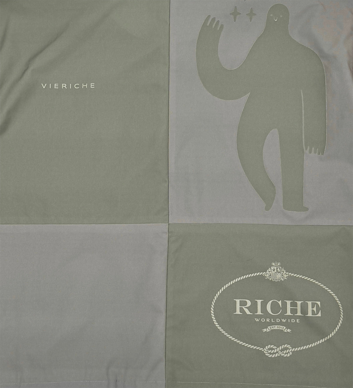 Tribal set Taupe by Vie+Riche
- 5