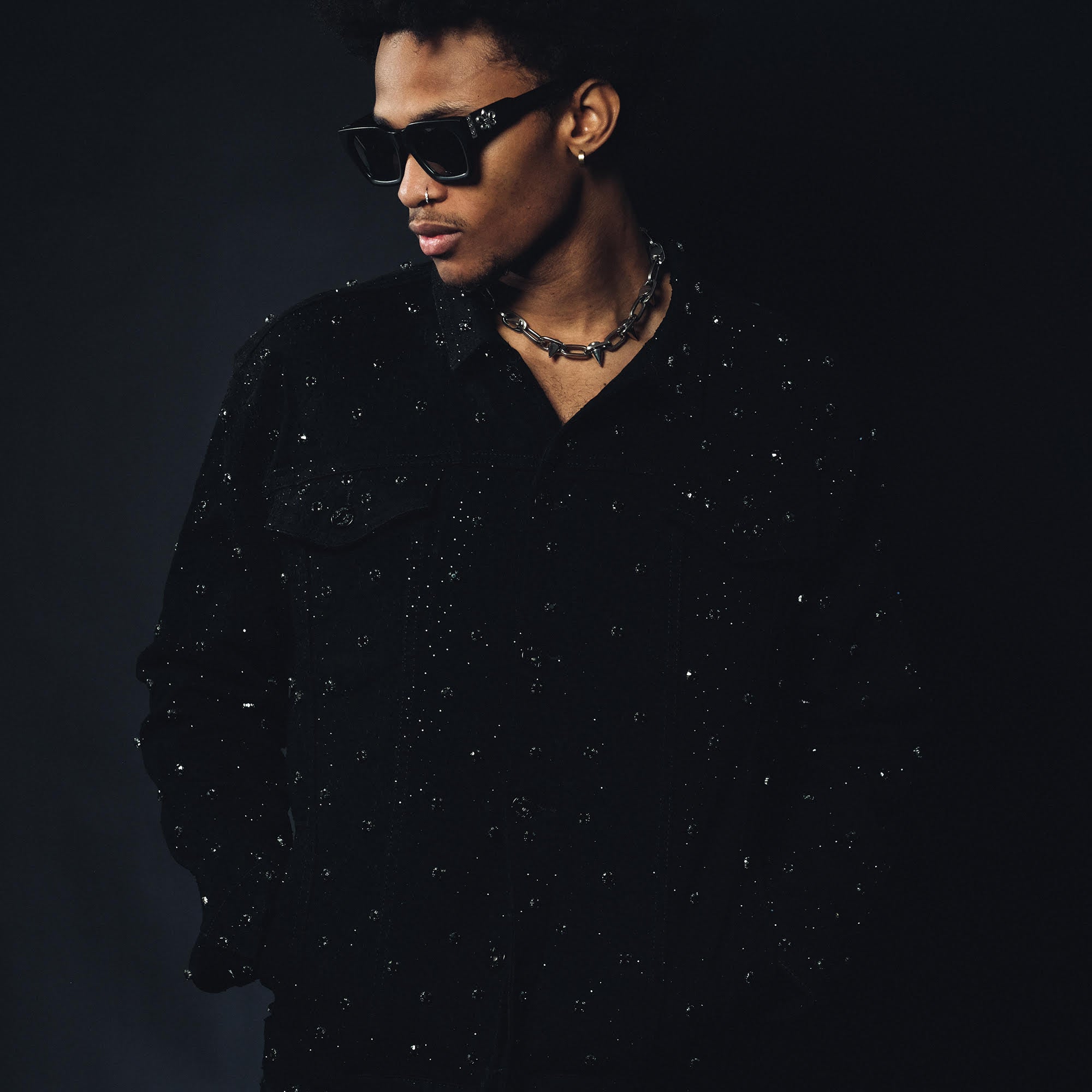 V I E + R I C H E | Premium Menswear Apparel | Vie-Riche Streetwear ...
