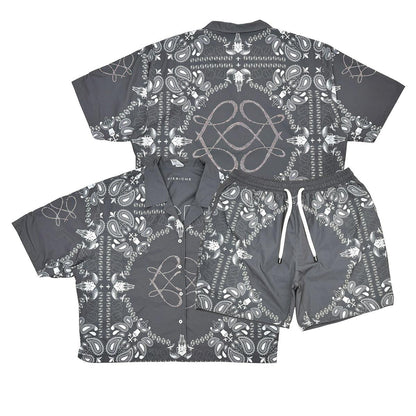 Reversible paisley set