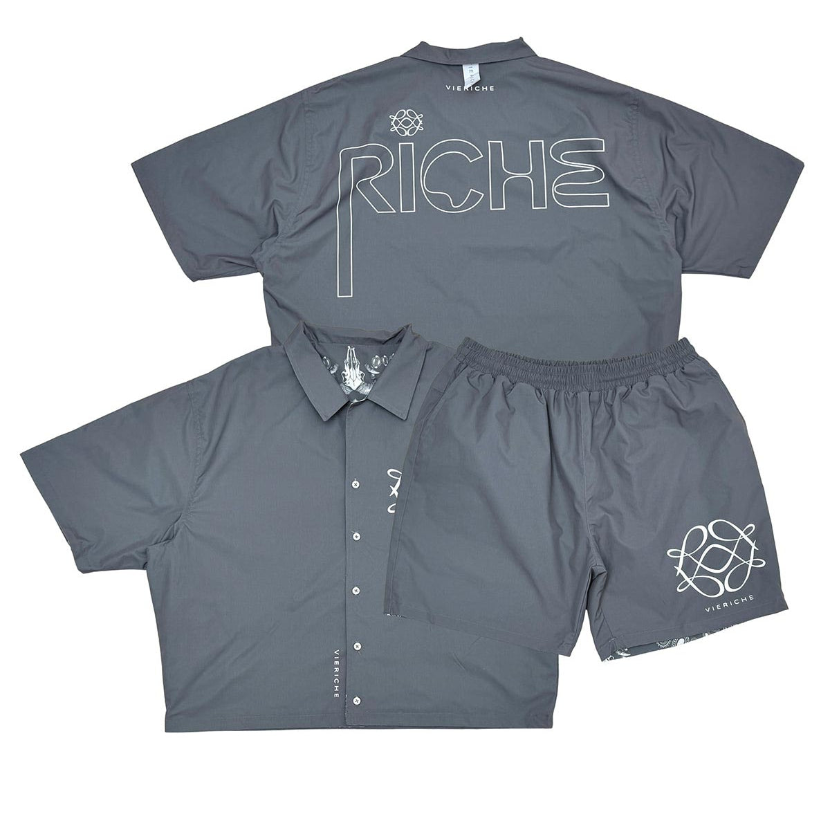 Reversible paisley set