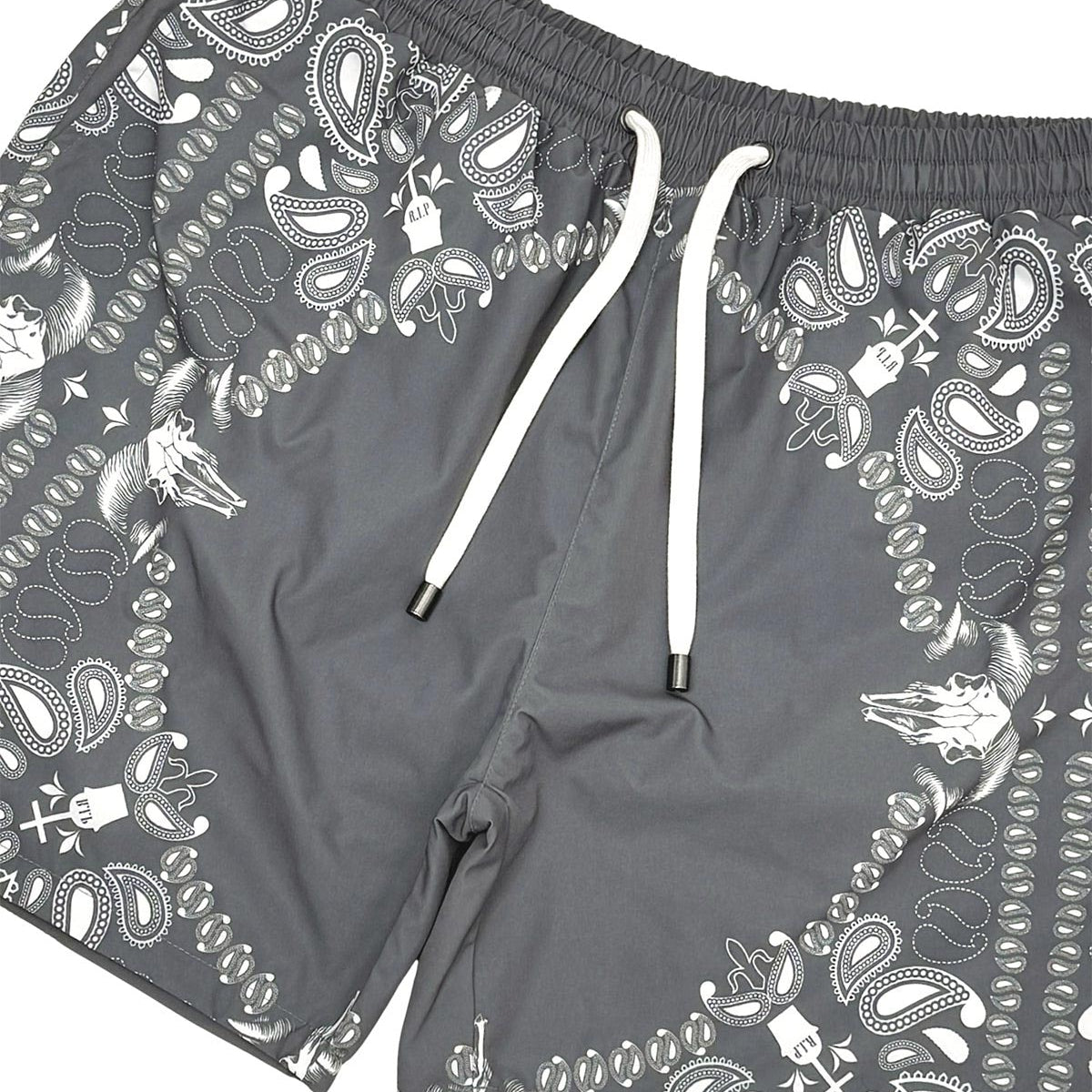 Reversible paisley set