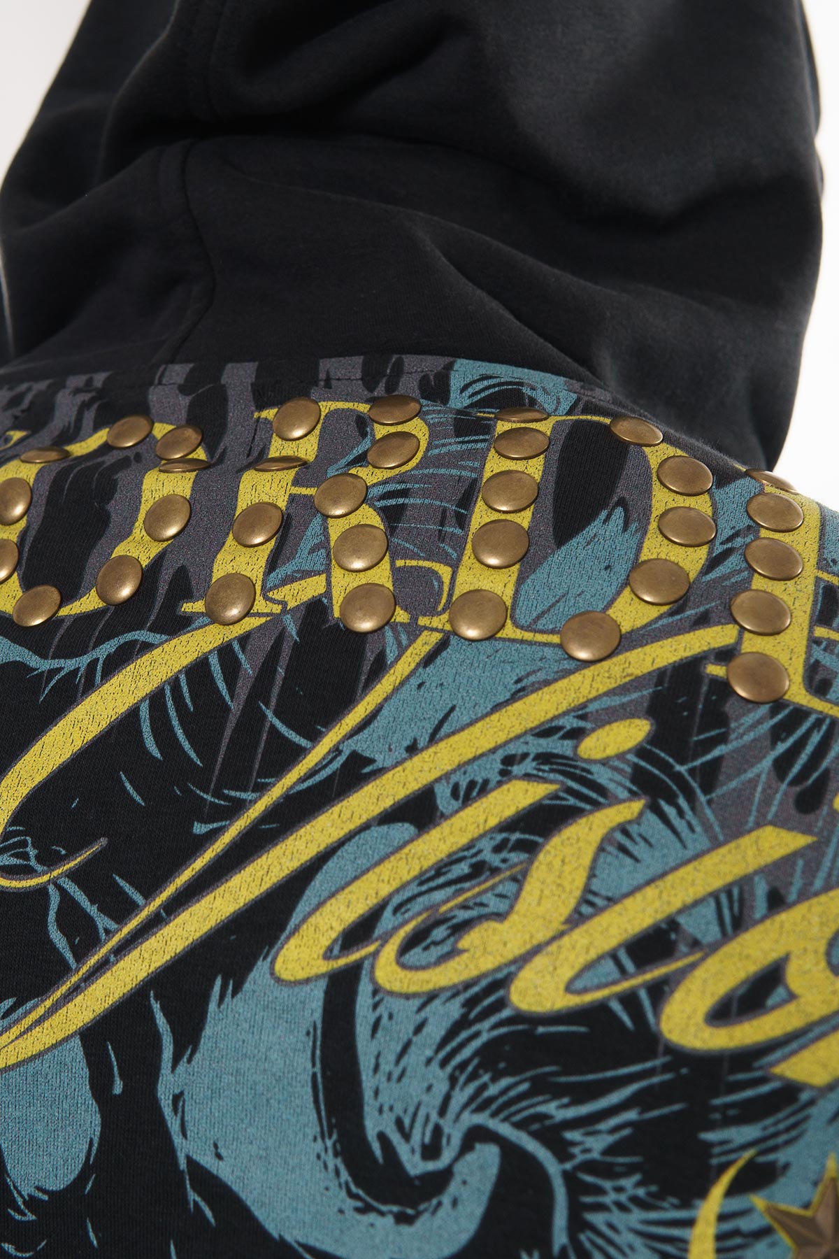 Have vision pull over hoodie