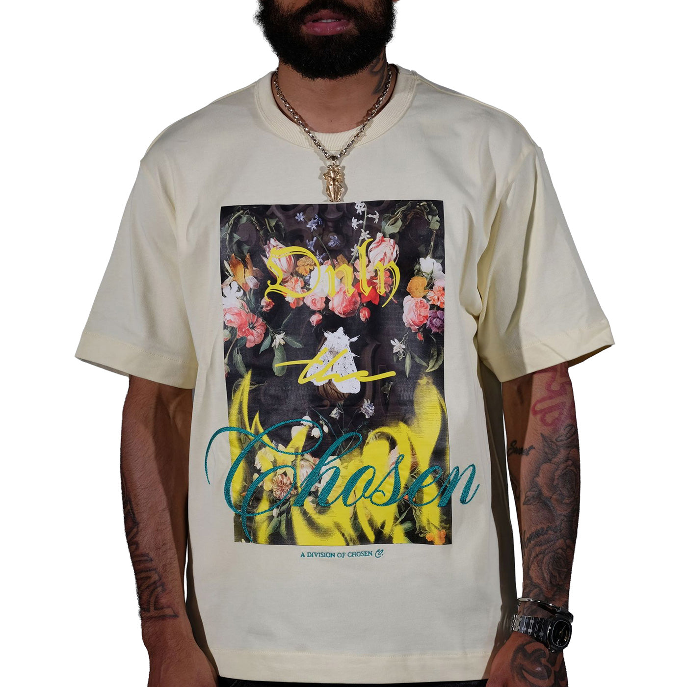 Moth tee Pastel Yellow by Chosen
 - 1