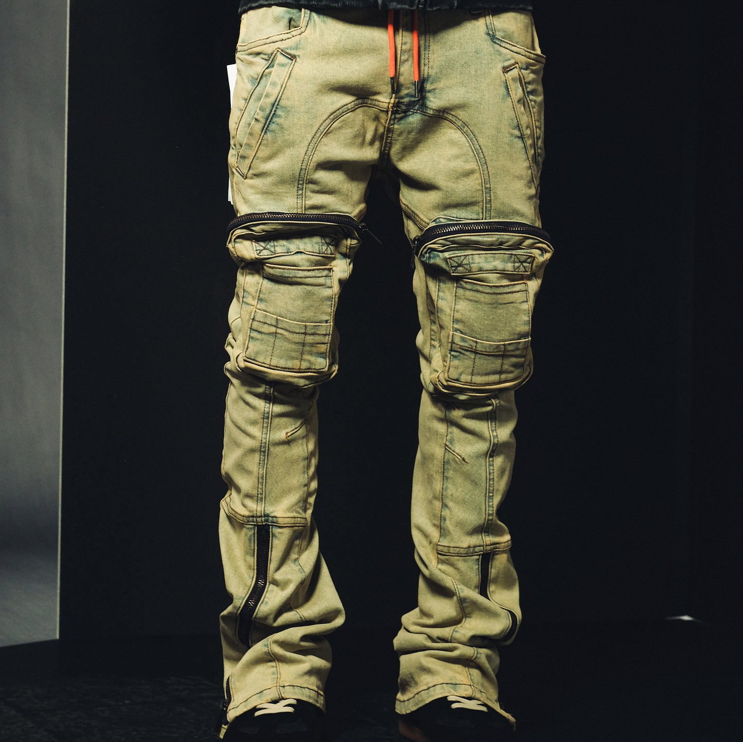 Zip cargo denim pants / flared fit