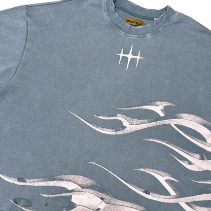 Metalic flames tee