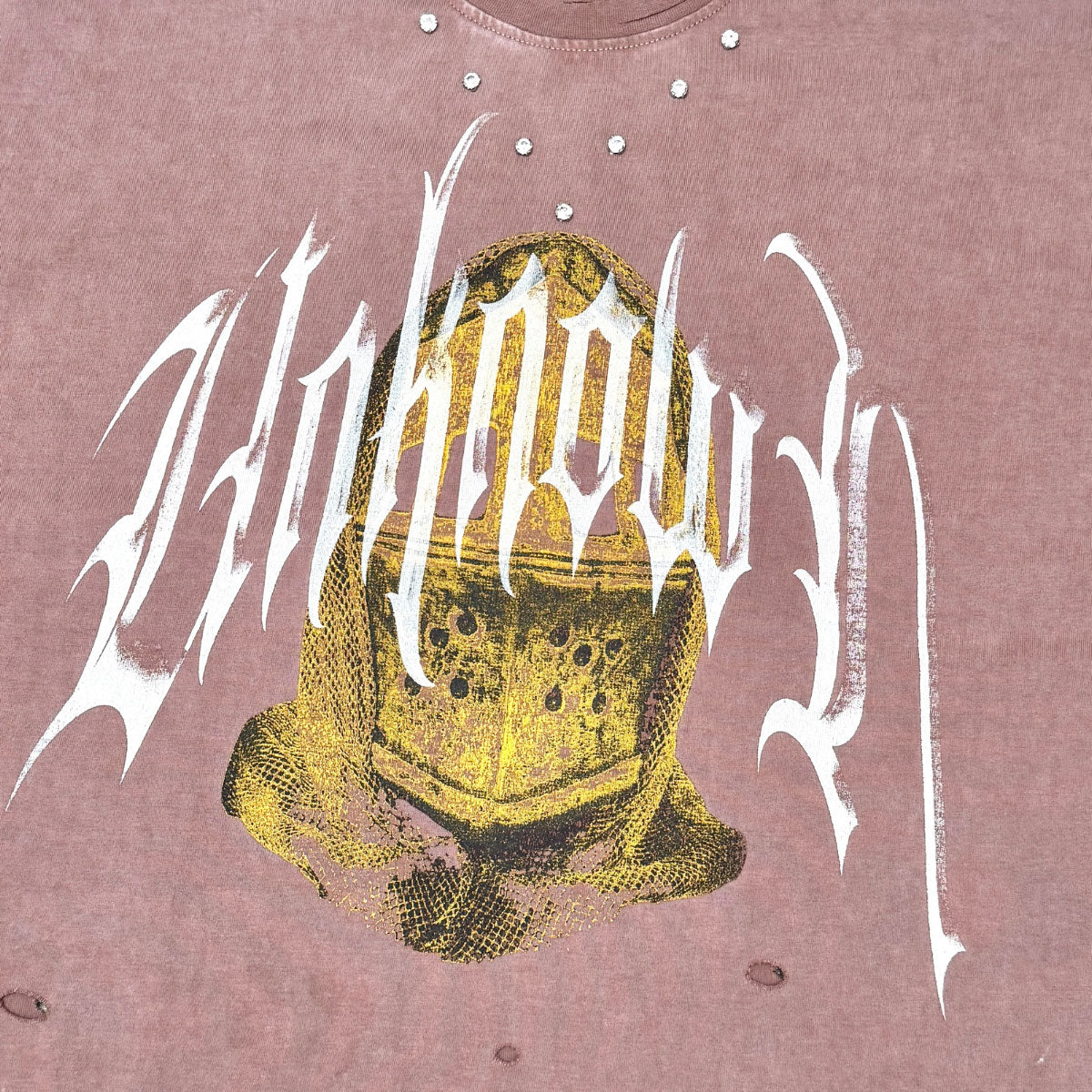 Knight helmet tee by Unknown - 10 | Vie+Riche
