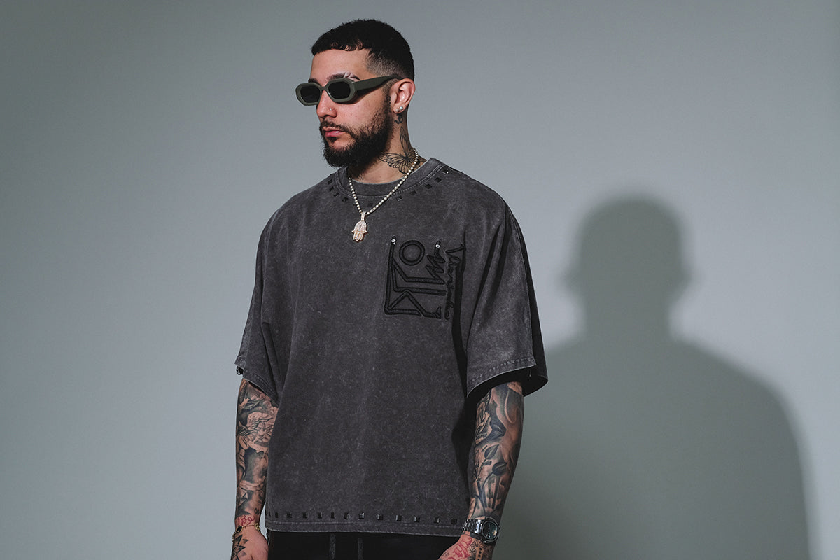 Tribal stones tee Acid Wash Grey by Vie+Riche
 - 5