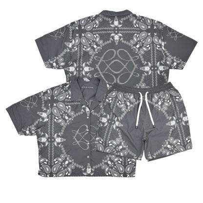 Reversible paisley set