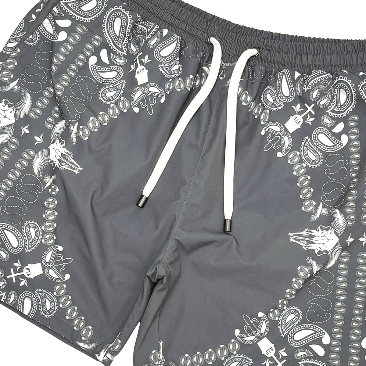 Reversible paisley set